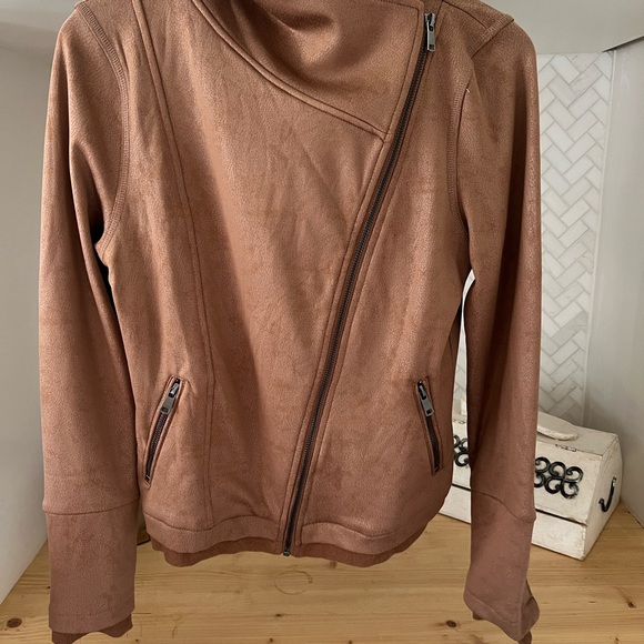 Slick Chick Coated Faux Leather moto jacket - Picture 3 of 7